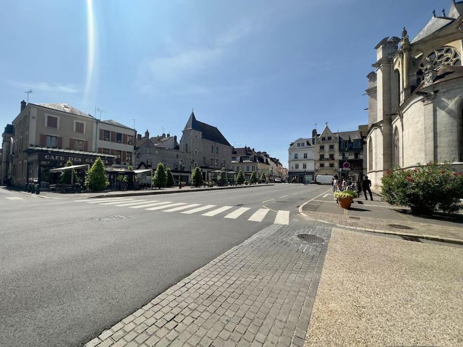 Appartement O Centre- Chaleureux - Fibre - Netflix à Montargis Extérieur photo